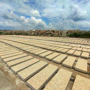 北京 黄金麻荔枝面花岗岩石材地铺石防护中