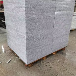 北京 芝麻白火烧面1.8厚300*600地铺石，尺寸标准，厚薄均匀