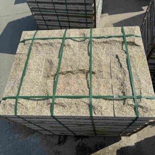 北京 黄金麻花岗岩石材自然面蘑菇石成品