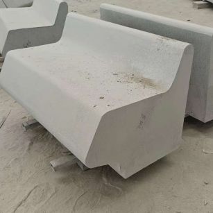 北京 芝麻白花岗岩异形坐凳，石凳