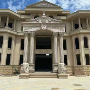 北京 黄金麻别墅外墙干挂，大柱，大象，蘑菇石，雕花板