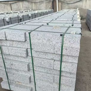 北京 白麻花岗岩路沿石，弧形路沿石，道牙石，马路牙子，界石，路缘石，平沿石，直岩石，平缘石等