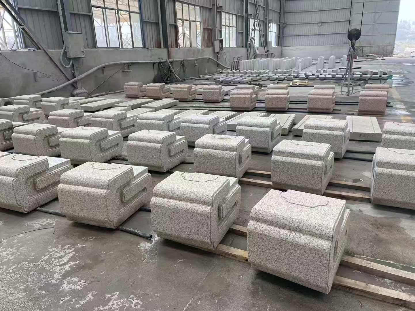 北京 白麻花岗岩异形加工-石凳，坐凳