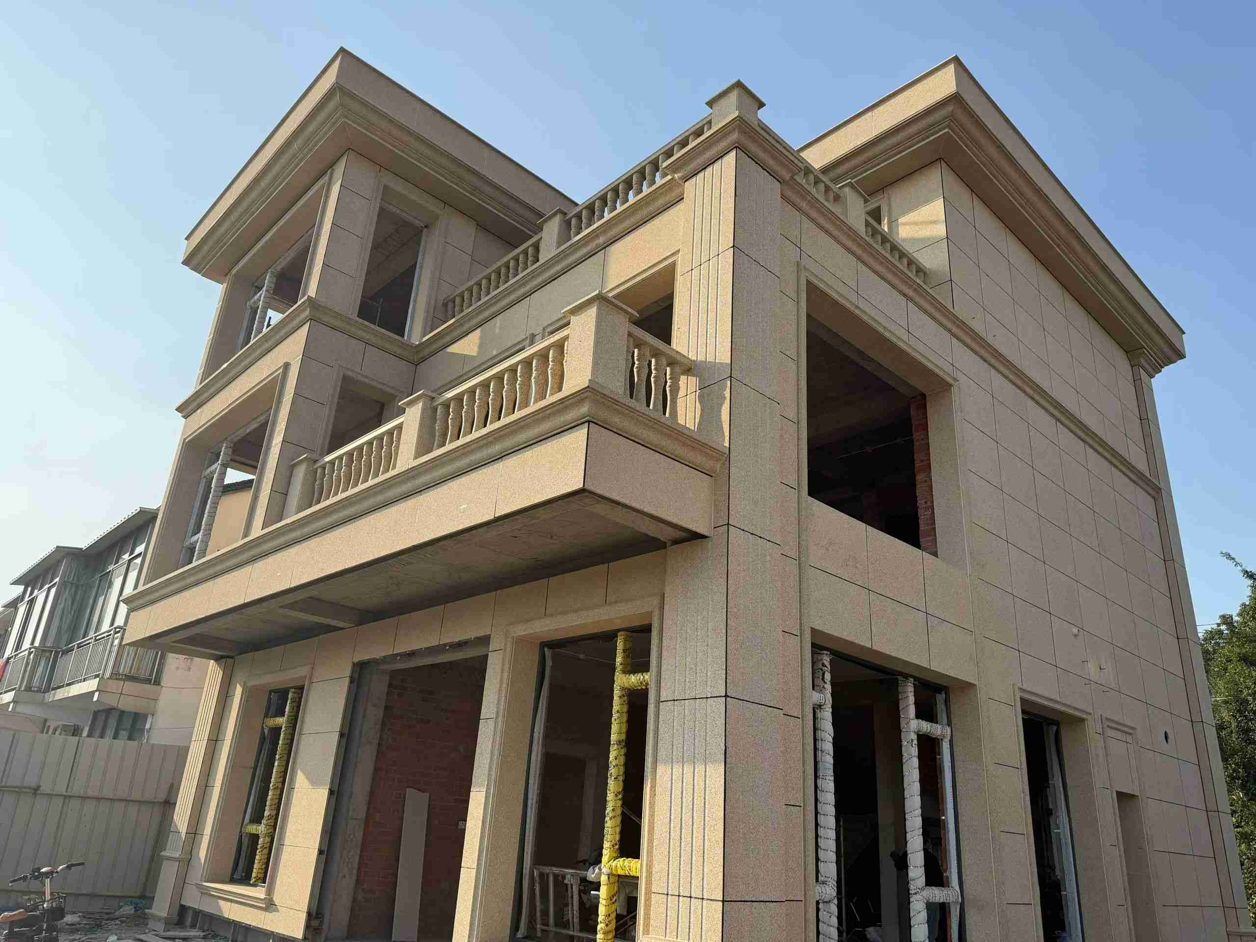 北京 黄金麻花岗岩石材荔枝面外墙干挂效果展示