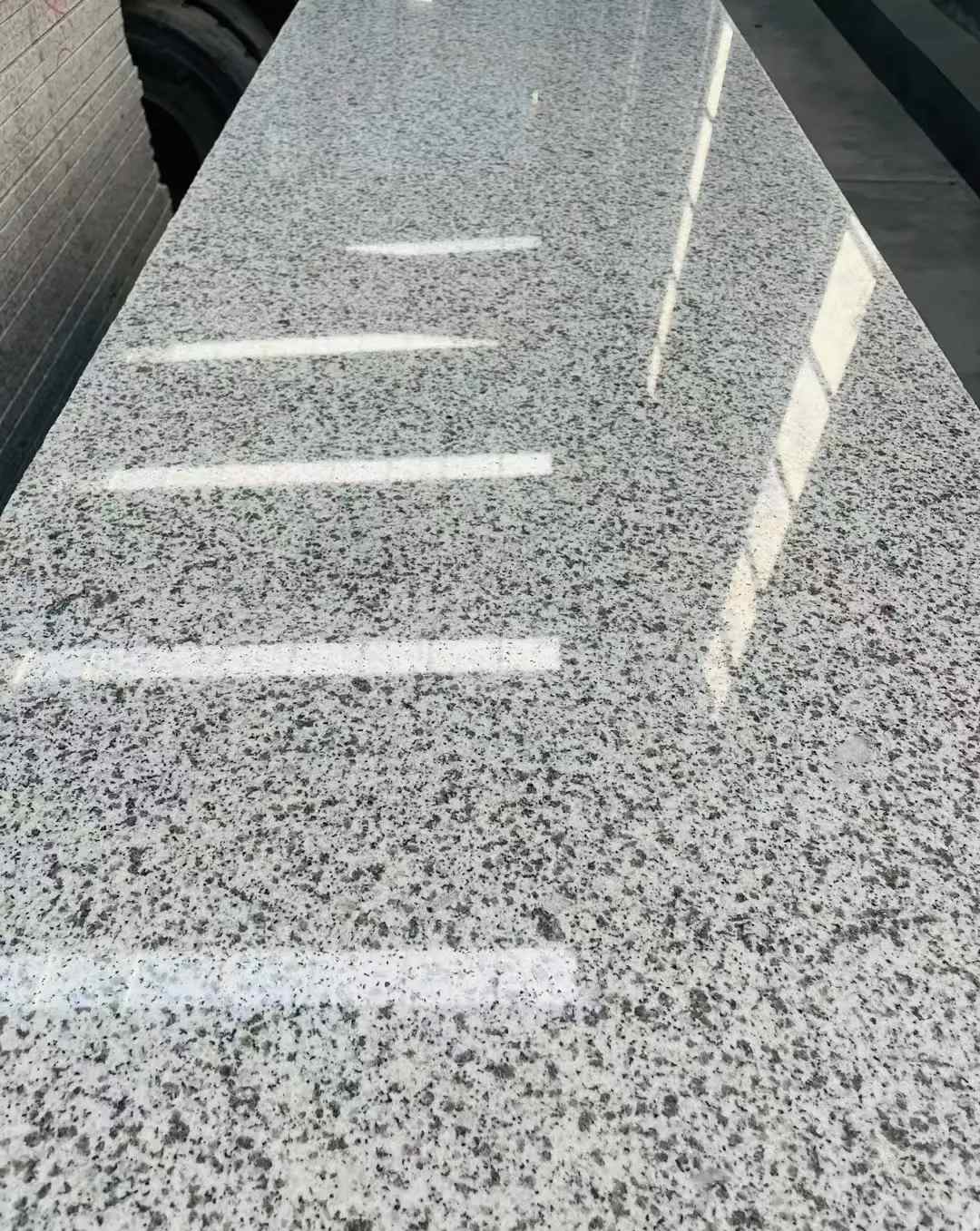 北京 白麻花岗岩光面毛板