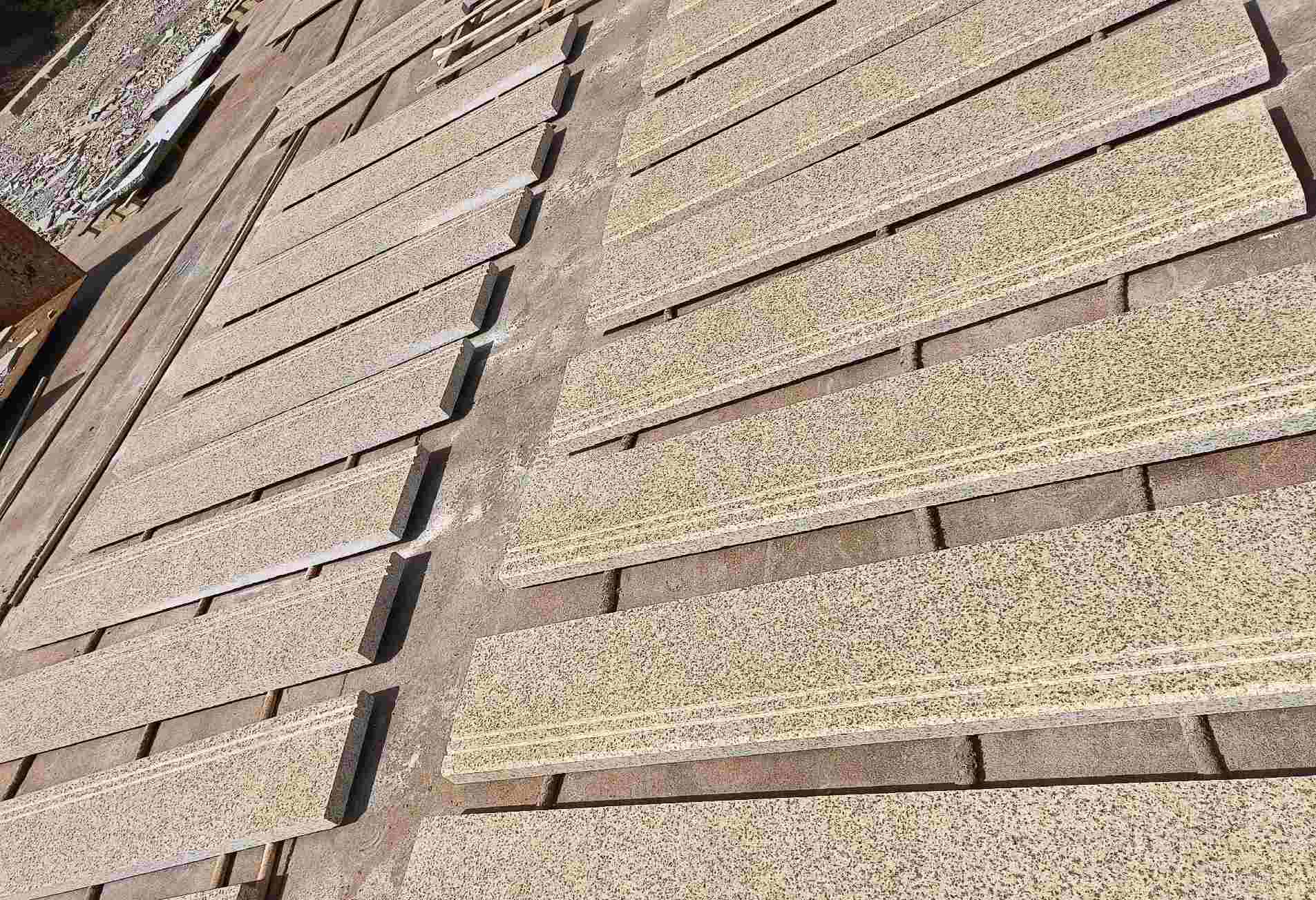 北京 黄金麻花岗岩光面楼梯踏步